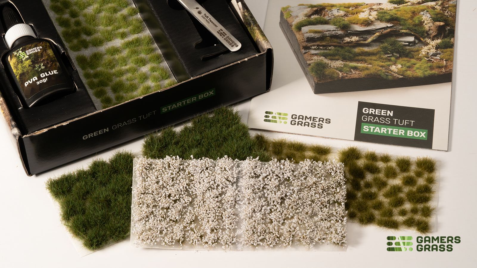 Gamers Grass Tuft Starter Boxes - Green Grass - Trinity Hobby