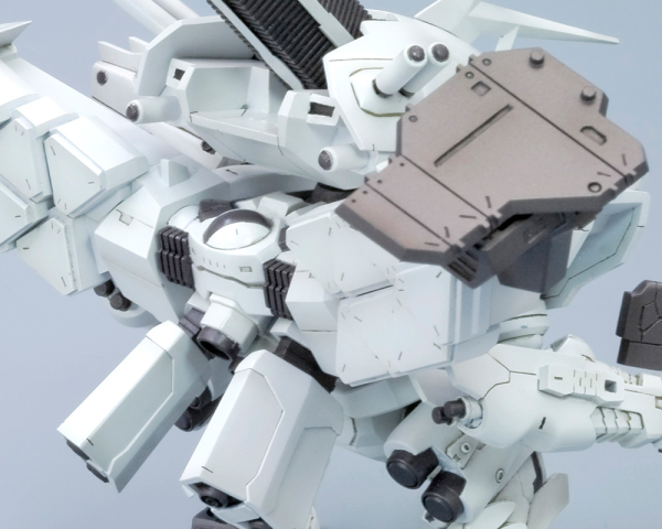 D-STYLE LINEARK WHITE-GLINT - Trinity Hobby