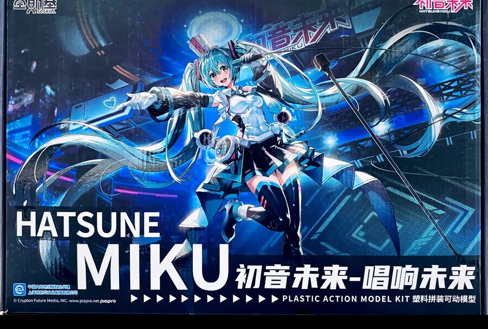 Eastern Model SHENGGE SOSKILL X Hatsune Miku "Sing For The Future" Plastic Model Kit