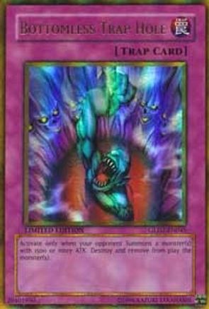Bottomless Trap Hole [GLD2-EN045] Ultra Rare - Trinity Hobby