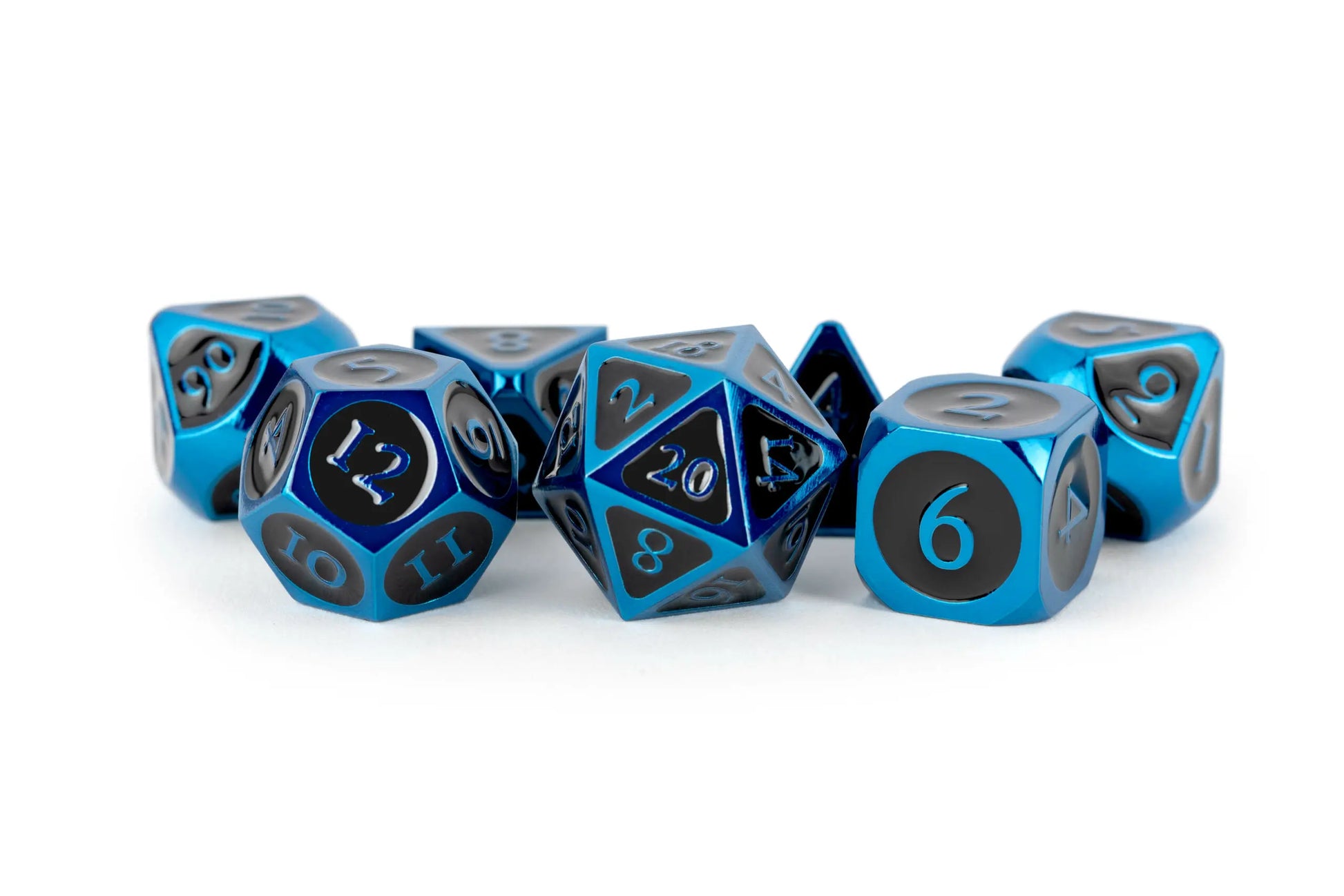 METAL 7 DICE SET BLUE W/BLACK ENAMEL 16MM - Trinity Hobby