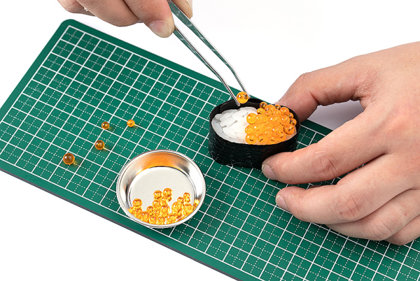 Syuto Seiko Sushi Plastic Model: Ikura (Salmon Roe) - Trinity Hobby
