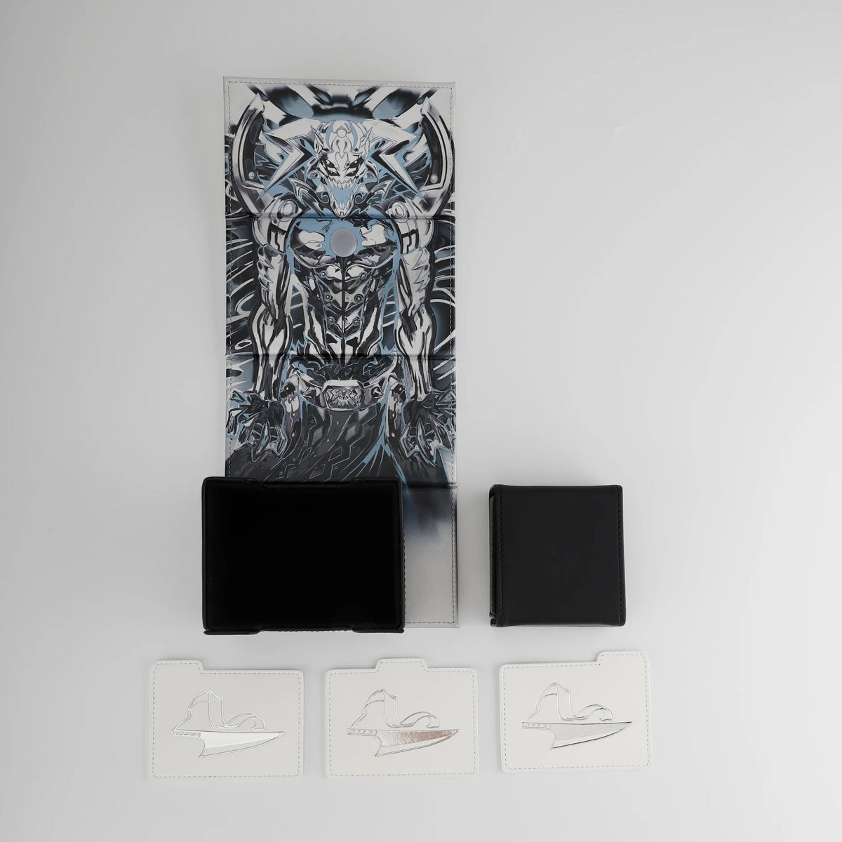 Manamoon Platinum Lorde Dicewinder Deck Box (Limit 1 Per Person)