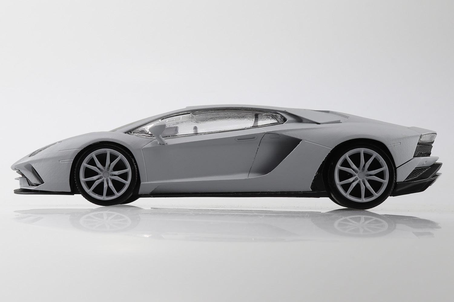 Aoshima 1/32 Lamborghini Aventador S Pearl White - Trinity Hobby