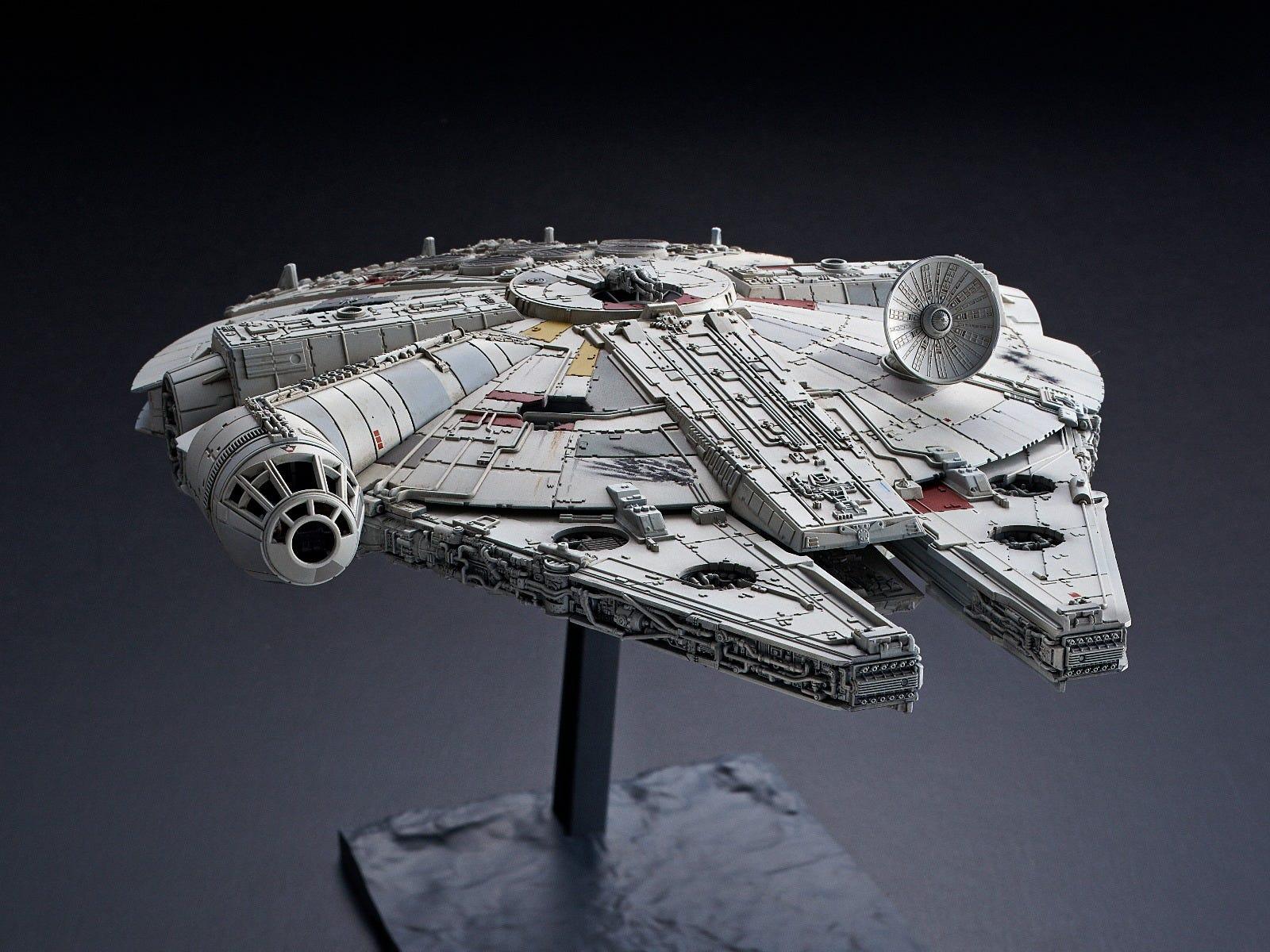 Bandai 1/144 Millennium Falcon (Rise of Skywalker Ver) - Trinity Hobby