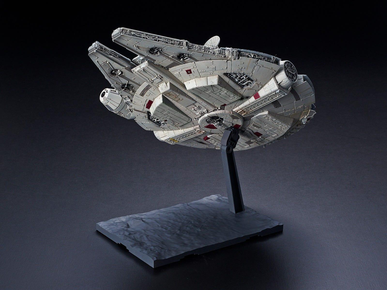 Bandai 1/144 Millennium Falcon (Rise of Skywalker Ver) - Trinity Hobby