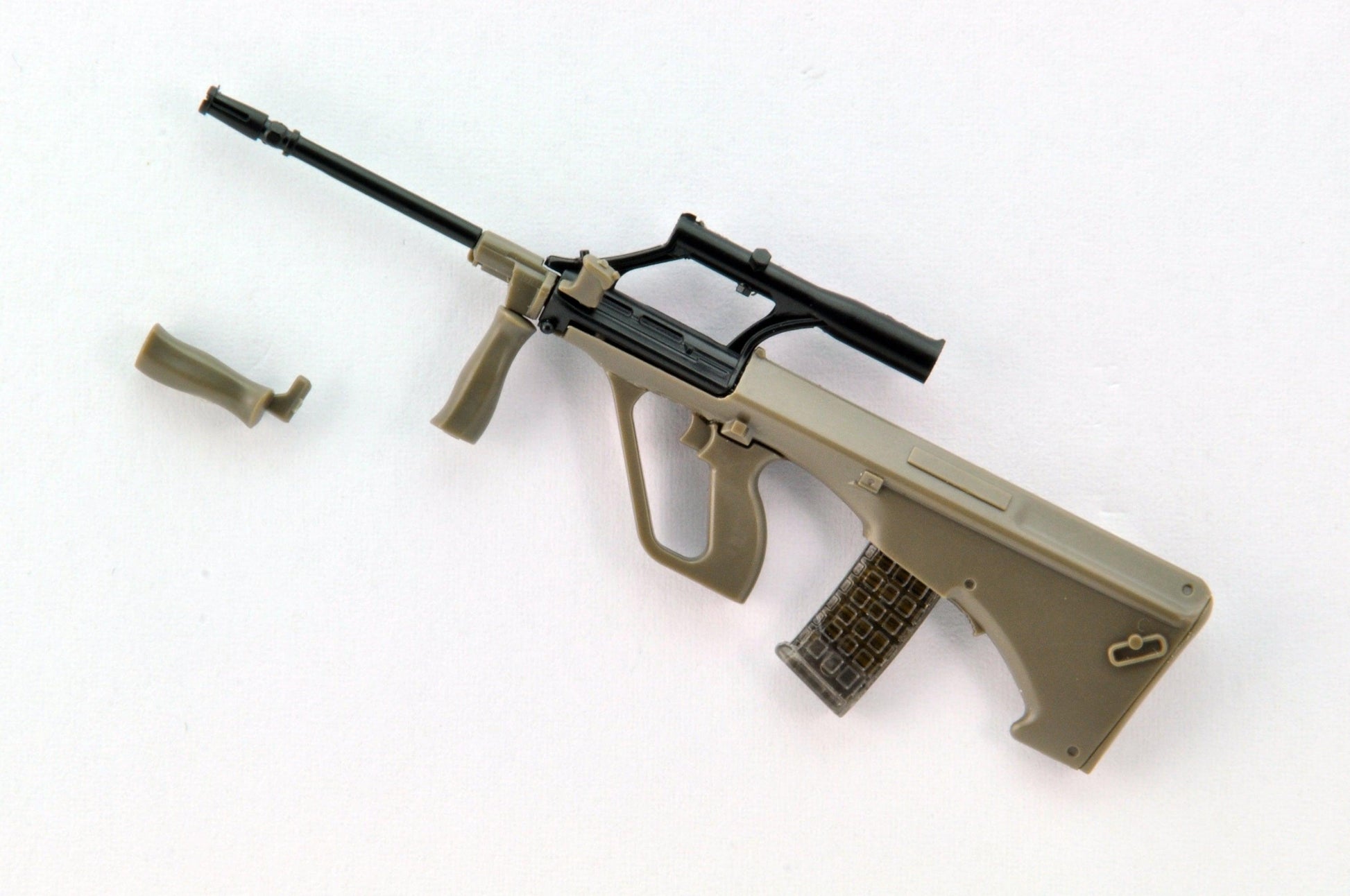 TomyTec Little Armory 1/12 LA044 AUG Automatic Rifle - Trinity Hobby